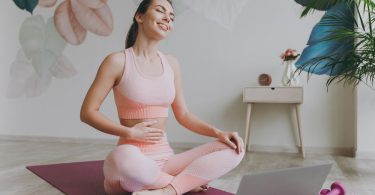 In questo periodo la pancia gonfia ti dà il tormento? Impara a conoscere e gestire al meglio una problematica estetica e di salute molto diffusa.